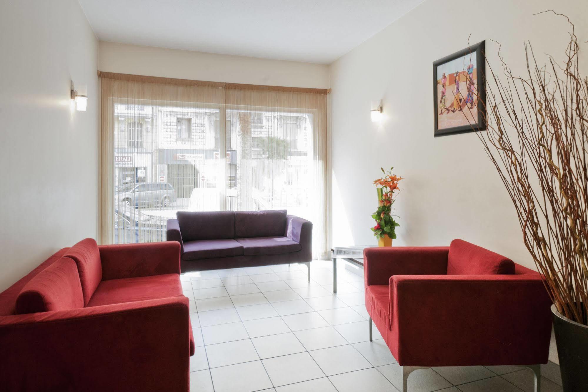 Adagio Access Magnan Appart hôtel 2*