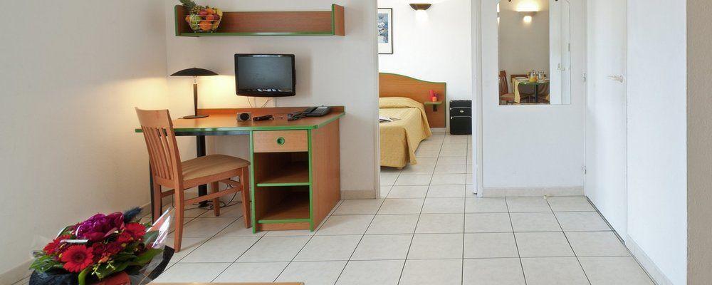 Adagio Access Magnan