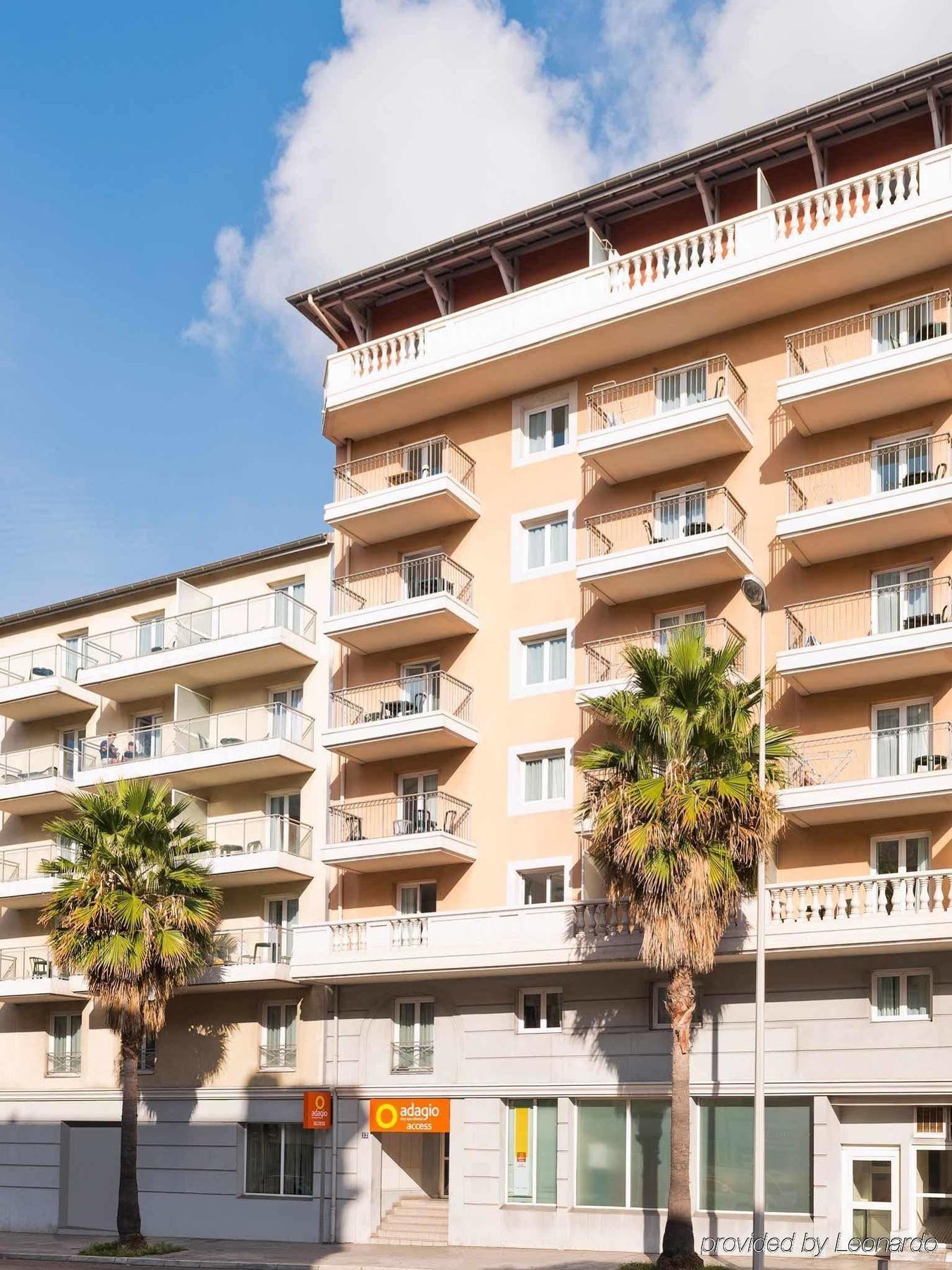 Aparthotel Adagio Access Magnan 2*